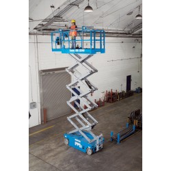 Genie 3246 Scissor Lift